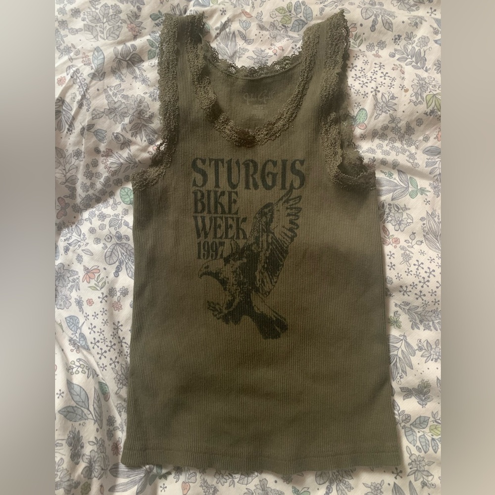 Brandy Melville lace trim tank